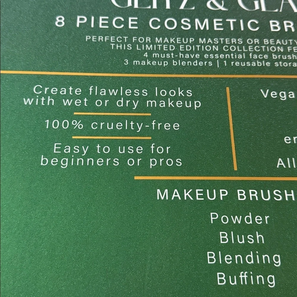 Glitz & Glam 8 Piece Cosmetic Brush Set - Green and Gold